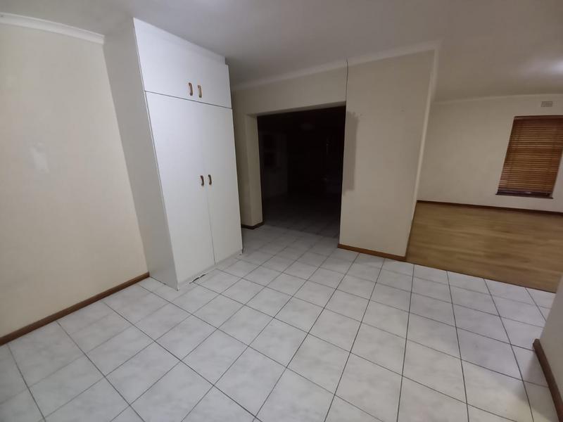 To Let 3 Bedroom Property for Rent in Edgemead Western Cape